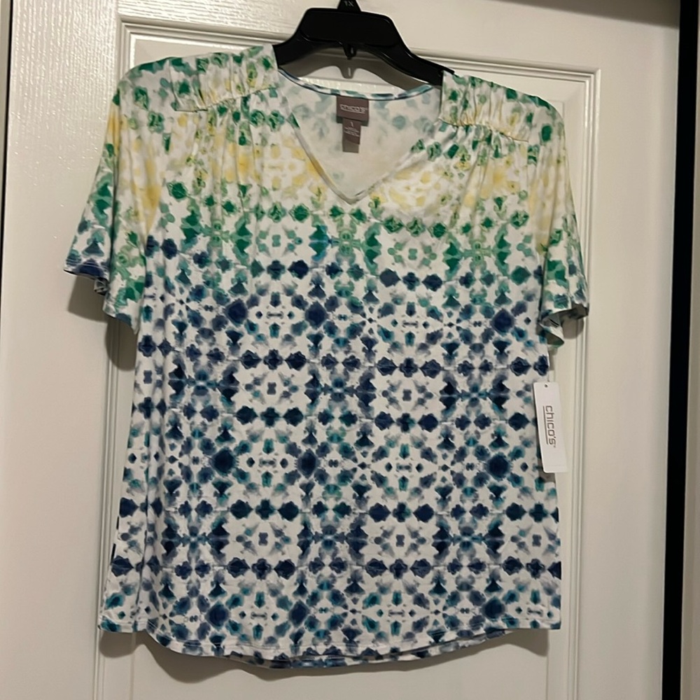 NWT Chicos SS Top